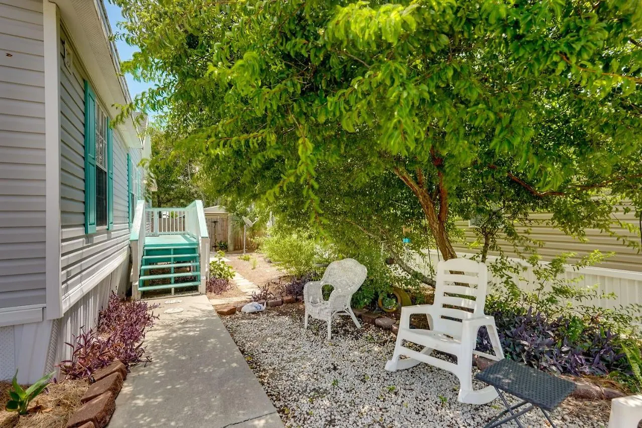 Panama City Home With Private Pool, Walk To Beaches! Панама-Сити Дом отдыха